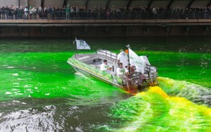 День Святого Патрика в Чикаго-2016: зелена річка, парад і зелене пиво