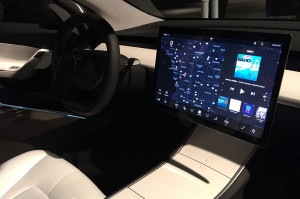 Tesla Model 3: електромобіль майбутнього вже сьогодні?