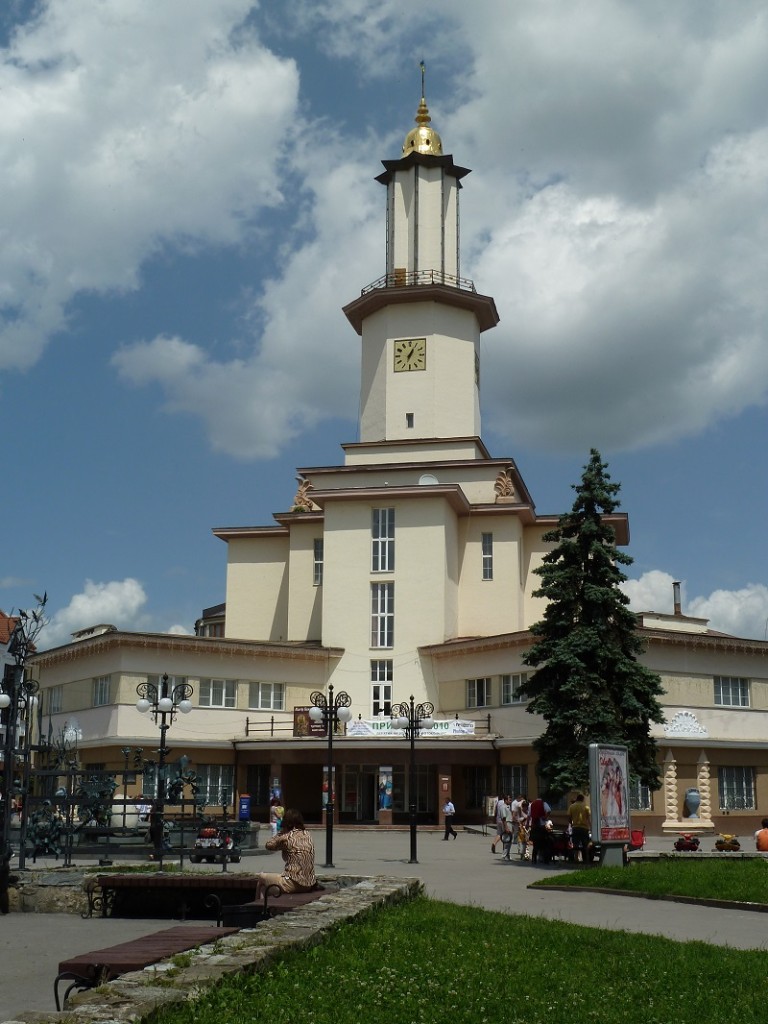 Івано-Франківськ – найчарівніше місто Прикарпаття