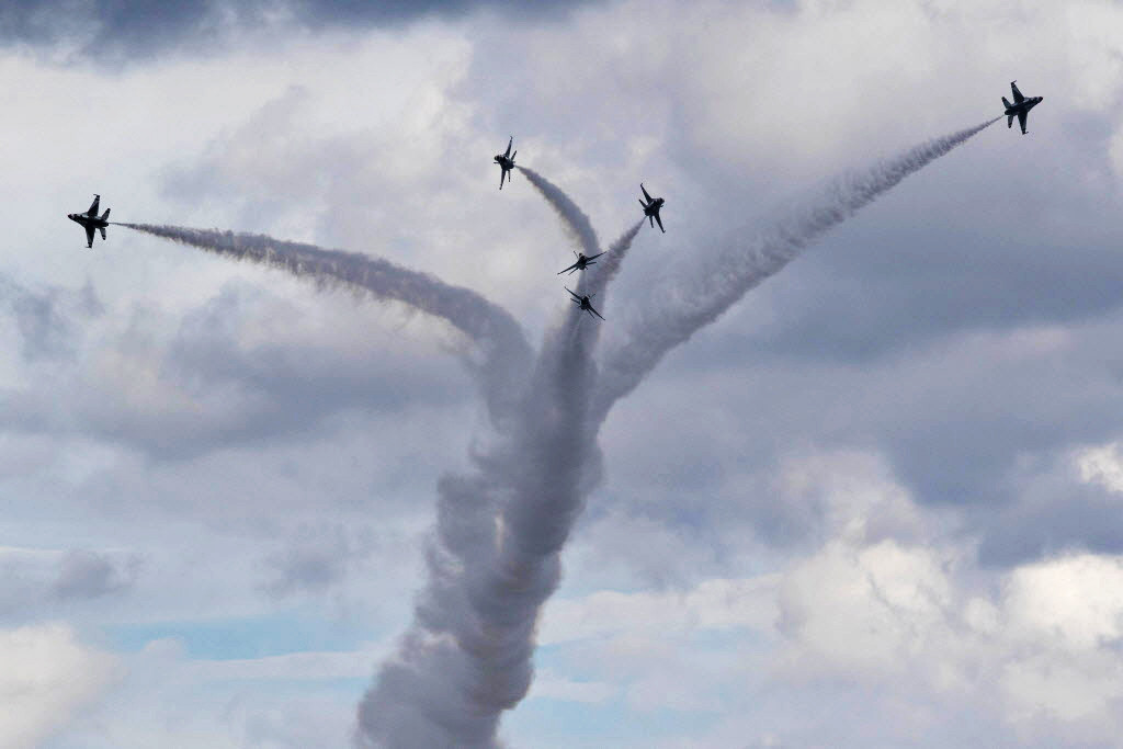 US Navy Blue Angels стануть хедлайнерами 59-го щорічного Chicago Air and Water Show