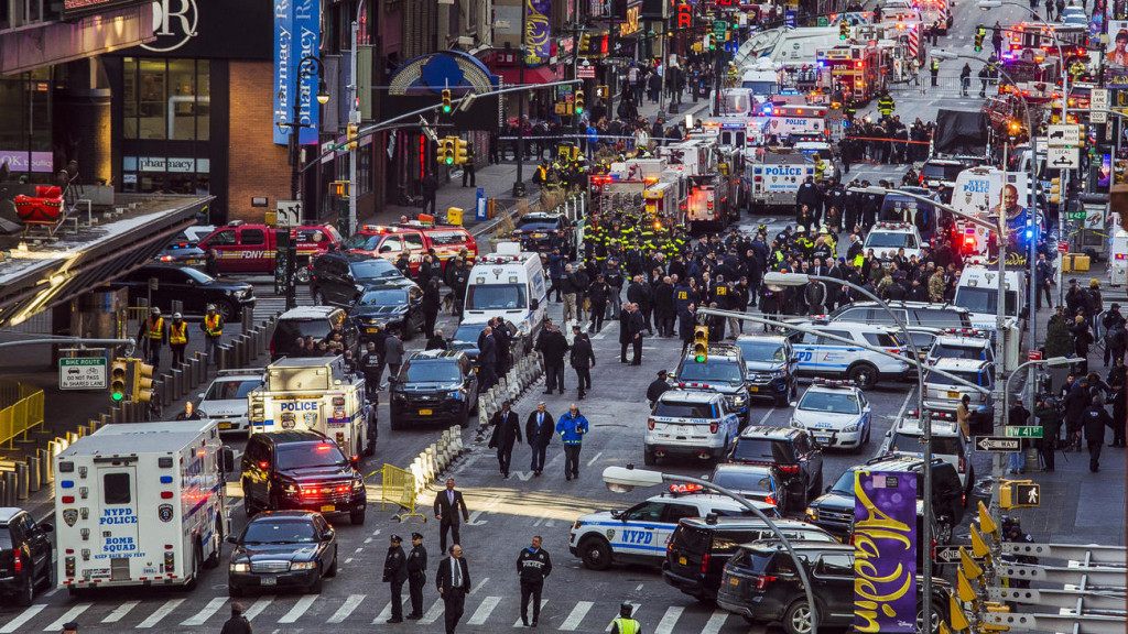 Трубна бомба вибухнула в метро Нью-Йорка