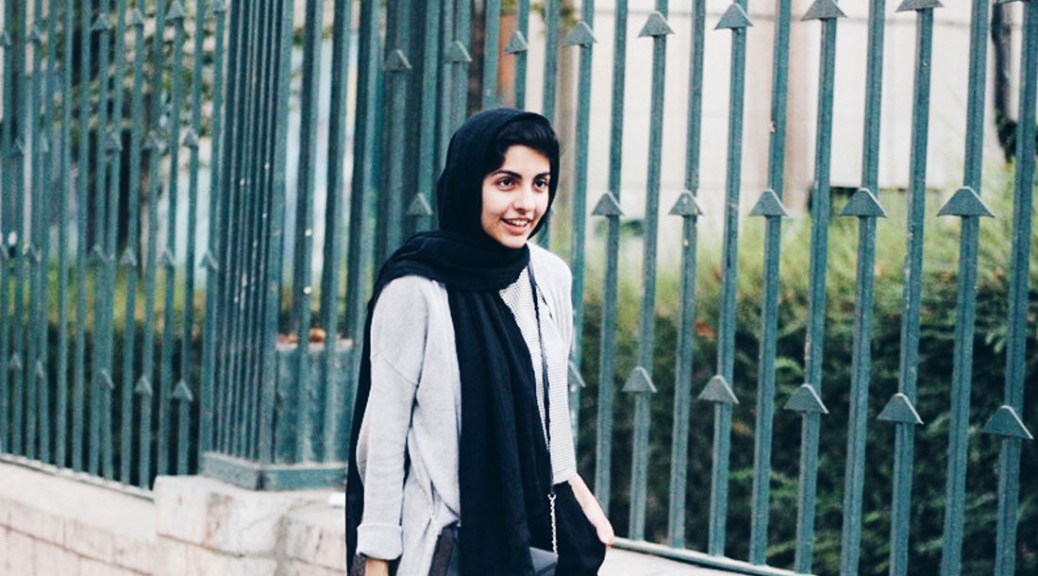 Телеведуча WGN сказала мусульманській блогерші, що вона не “схожа на американку”. Її відповідь стала вірусною
