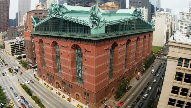 Бібліотечний Центр Гарольда Вашингтона в Чикаго