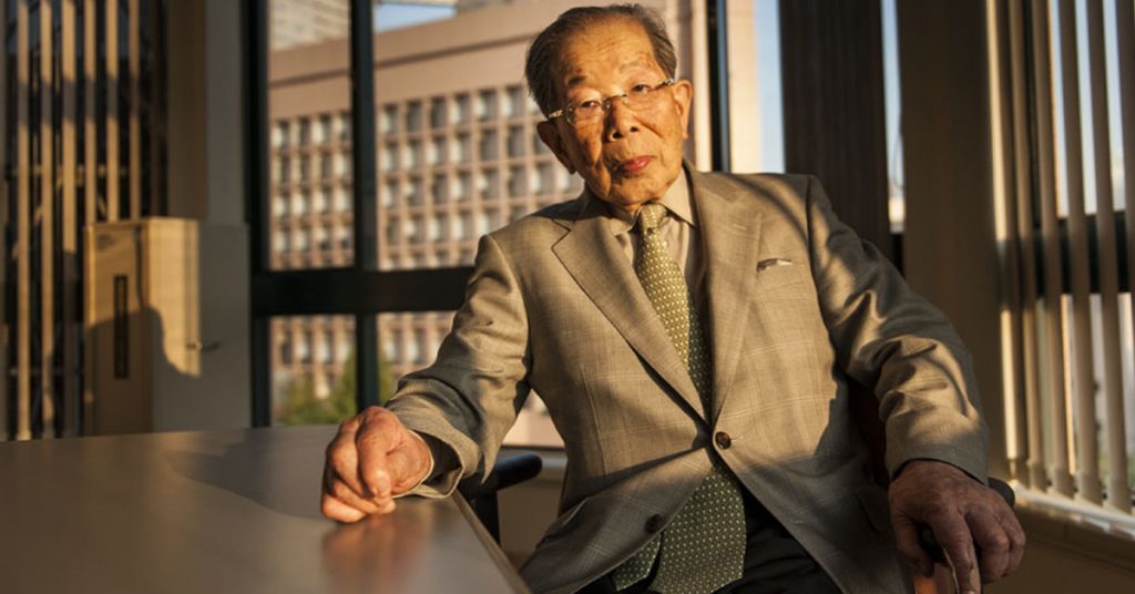 Японський лікар, 105 років: «Панянки, досить сидіти на дієті і постійно спати!» Щоб жити довго …