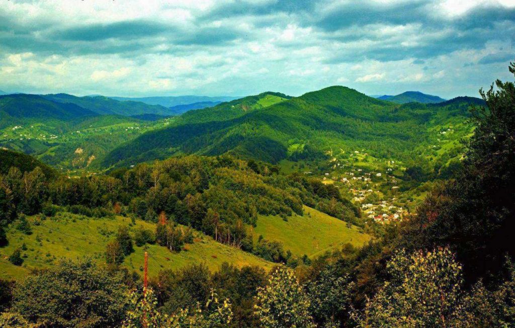 ТОП-7 найколоритніших сіл Гуцульщини, які варто відвідати кожному
