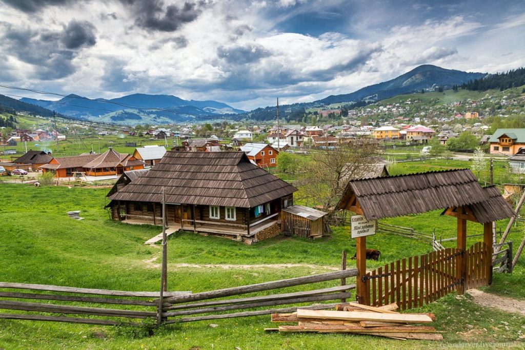 ТОП-7 найколоритніших сіл Гуцульщини, які варто відвідати кожному