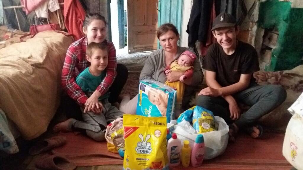 Союз українок Америки з Чикаго підтримав самотніх матерів в Україні