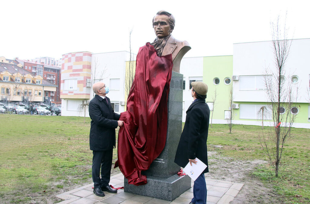 У Сербії відкрили пам’ятник Шевченку