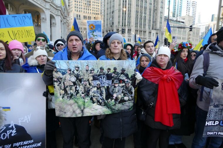 Мітинг в Чикаго на підтримку України з нагоди 2-ї річниці повномасштабної війни