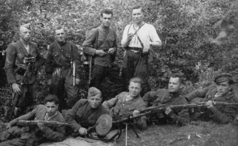 14 жовтня – День створення УПА, військово-політичної формації Українського визвольного руху, стратегічною метою якого було відновлення української державності