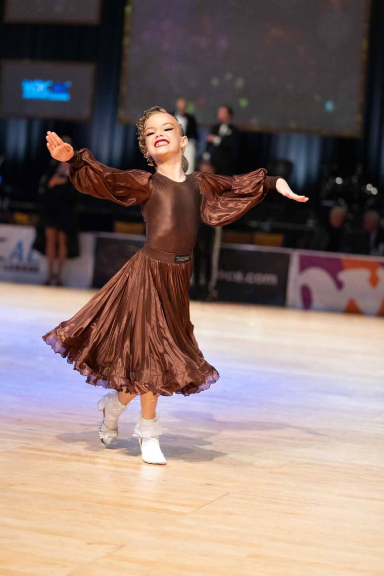 8-річна українка стала дворазовою віцечемпіонкою світу зі спортивних бальних танців