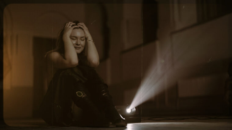 “Вона не знає молитви”: вражаюча історія кохання у новому кліпі Павла Табакова