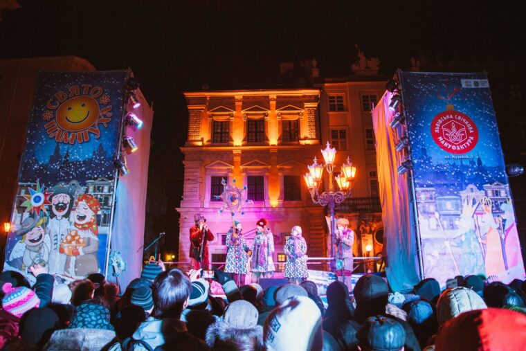 Легендарне Свято Пампуха повертається: 25-28 грудня у Львові відбудеться Фестиваль Пампуха та Глінтвейну