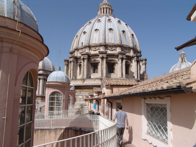 ЙОСИФ СЛІПИЙ. НЕЗЛАМНИЙ