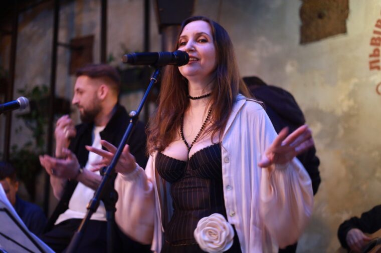 28 лютого Мар’яна Савка вперше покаже у Львові концерт-виставу «Таємний чат»