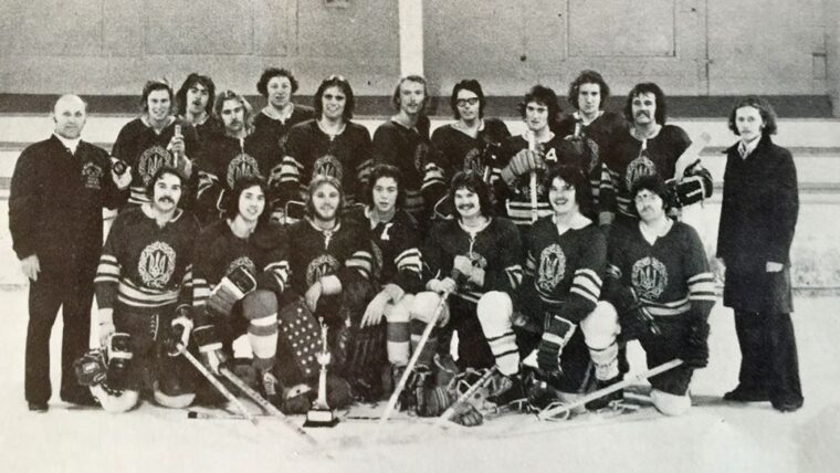 &ldquo;Козаки&rdquo; з Канади та &ldquo;Чорноморська Січ&rdquo; зі США: об&rsquo;єднанні Україною, Богом та хокеєм