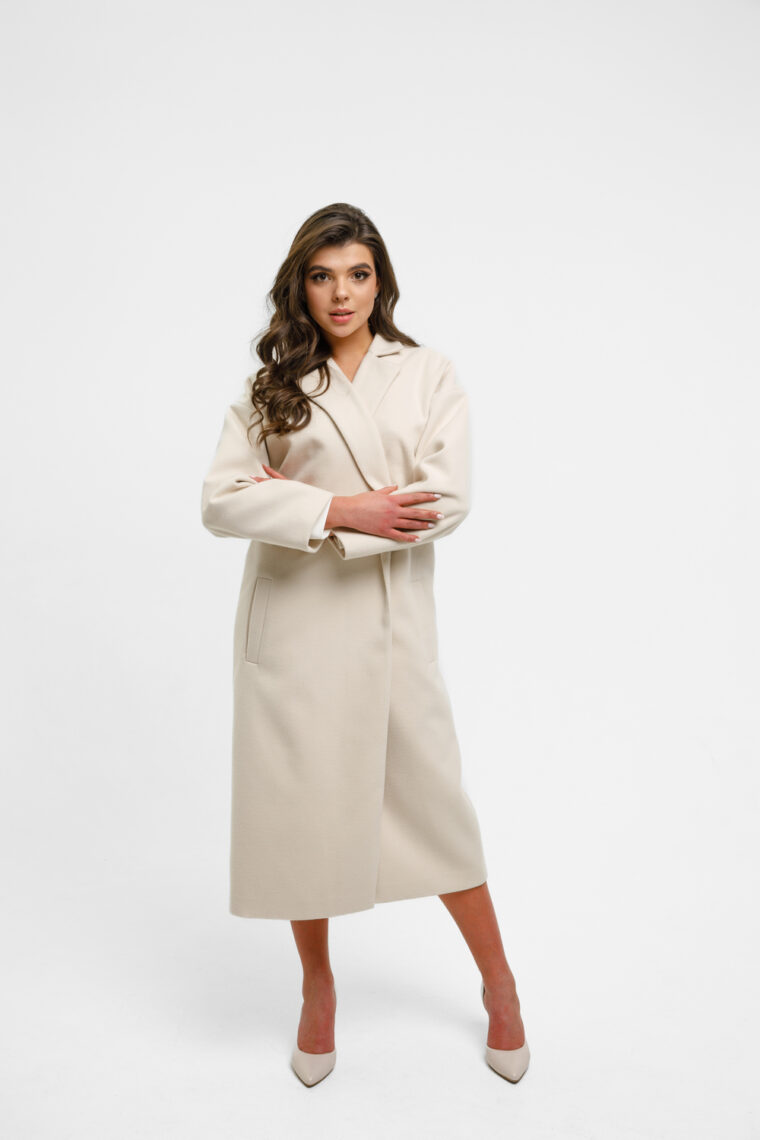 CHARIVNA: як крафтовий бренд одягу виживає в часи війни і конкурує з мас-маркетом