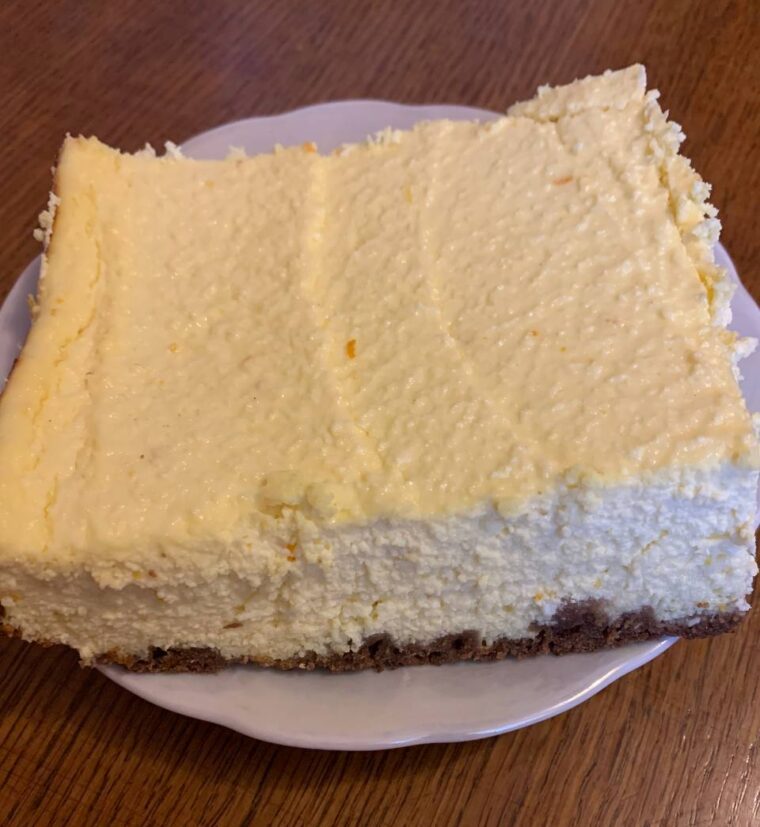 УЛЮБЛЕНІ ЛАСОЩІ НАШОГО ДИТИНСТВА