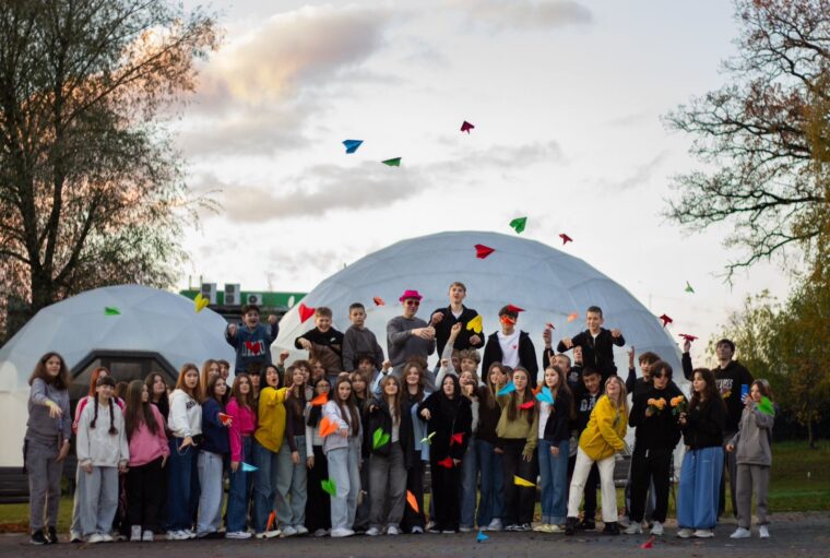 Як долати травму війни: Recovery Camp Academy набирає на безкоштовне навчання психологів, педагогів, волонтерів