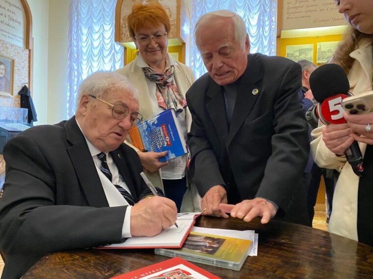 ЮРІЙ ЩЕРБАК: &ldquo;МЕНЕ МОЖНА ЗАНОСИТИ ДО &ldquo;КНИГИ РЕКОРДІВ ГІННЕССА&rdquo;