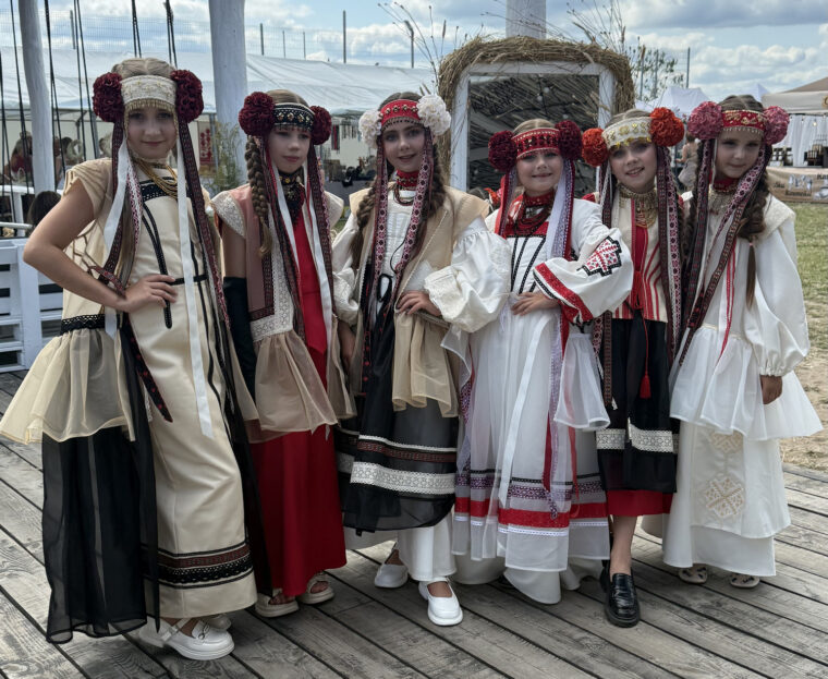 «Культура єднає»: на Світязі відбувся фестиваль української спадщини, мистецтва та єдності