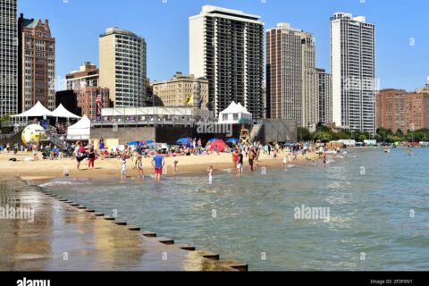 XXX! August in Chicago
