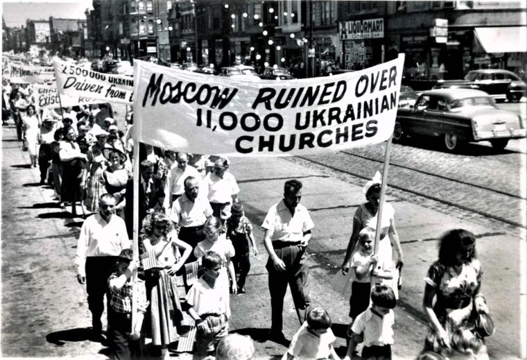 Маніфестація у Чикаго на вшанування пам’яті жертв Голодомору в Україні, 1956 рік