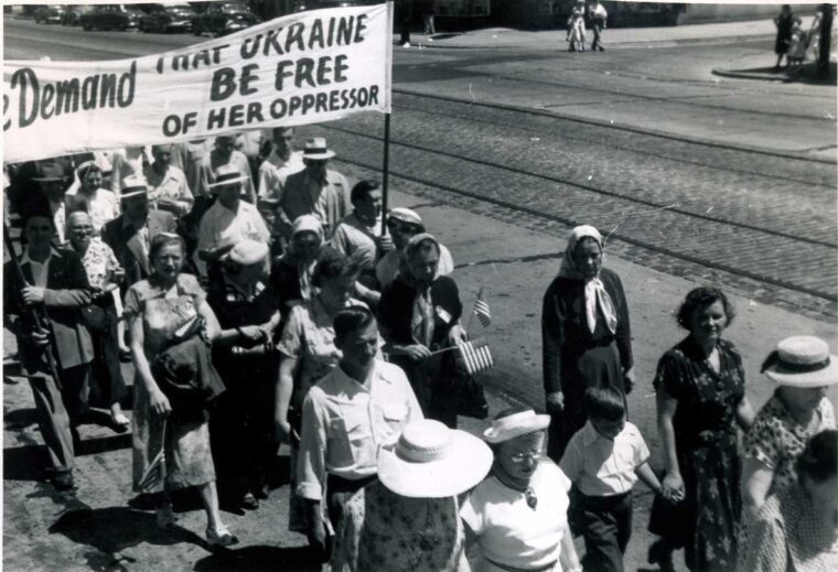 Маніфестація у Чикаго на вшанування пам’яті жертв Голодомору в Україні, 1956 рік
