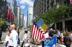 Українська громада підняла прапор над Чикаго